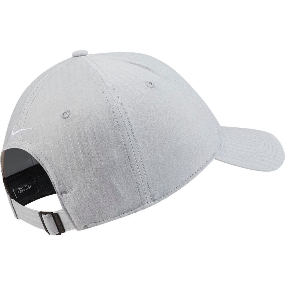 nike women's l91 cap tech